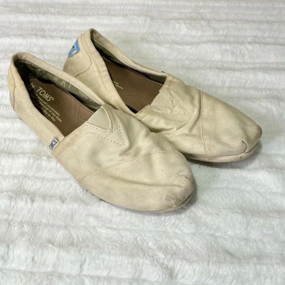 TOMS Cream Womens Size 8.5 Slip on‎ Shoes Perfect Paint Canvas Classic
